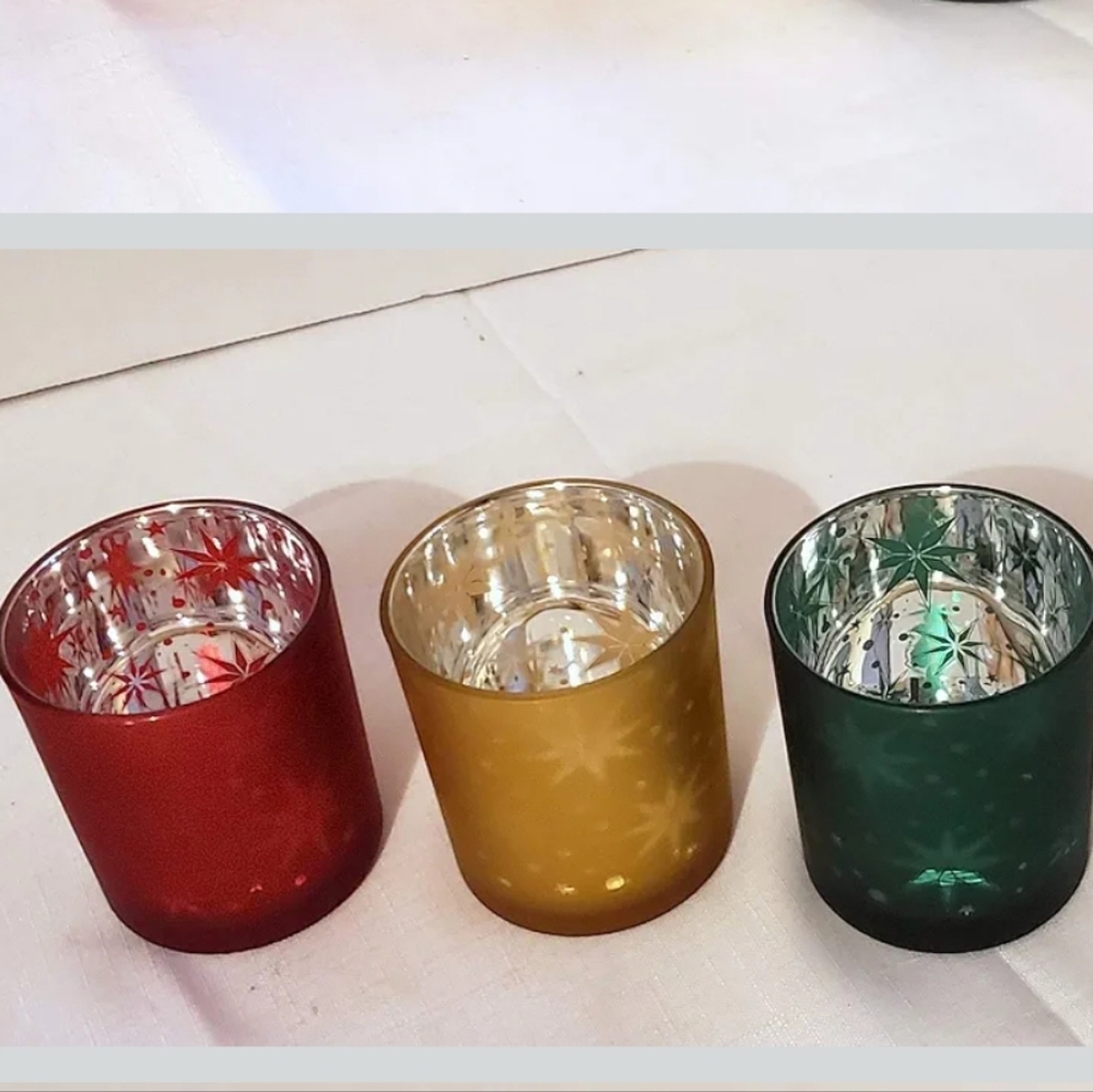 Yankee Candle Artic Star Votive Trio Set Of 3 Flickering Red Green Gold NEW NIB
